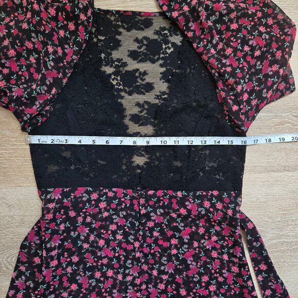For Love & Lemons X Victoria’s Secret Melrose Floral Rose Robe Lace Small Sheer - Picture 7 of 17